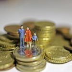 finanza e famiglia in crisi economica